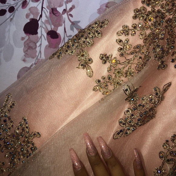 a cute mini strapless pink dress - Picture 3 of 3